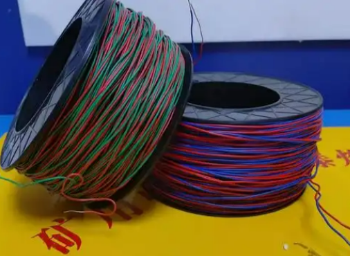 师宗放炮线的主要材质有哪些？不同材质的适用场景有何区别？